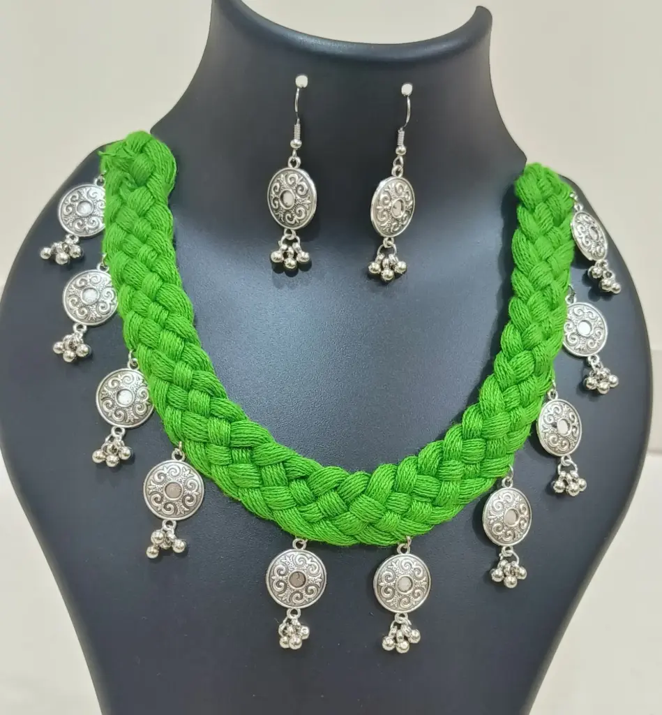 Green Braided Thread and Oxidized Silver Necklace and Earrings Set